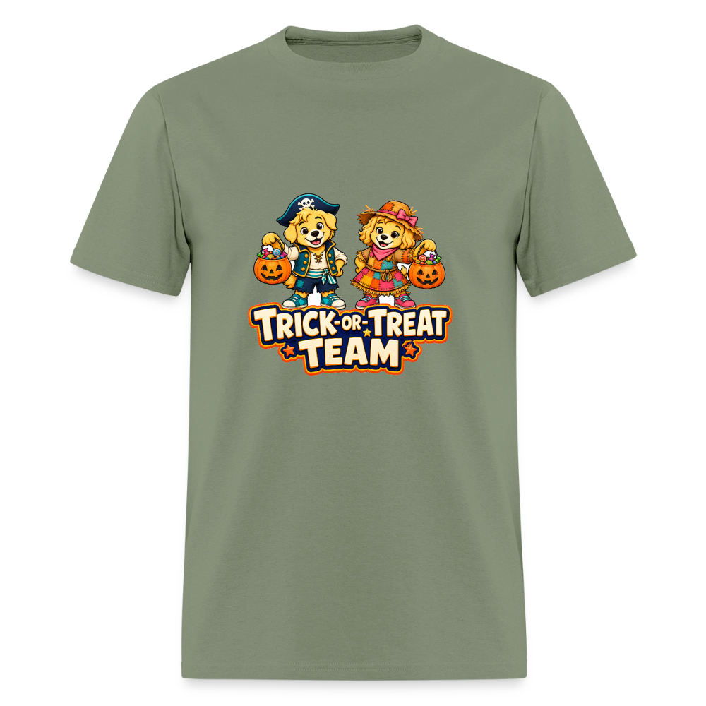 Bobby and Bonnie Halloween Trick or Treat Team Men's T-Shirt - military green